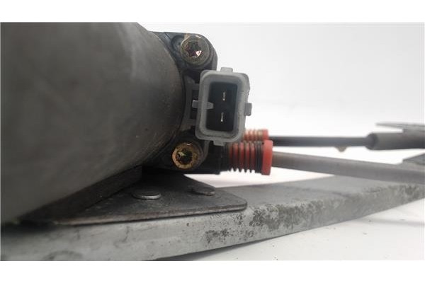 Recambio de mecanismo elevalunas delantero derecho para citroen xsara berlina referencia OEM IAM 400595T  