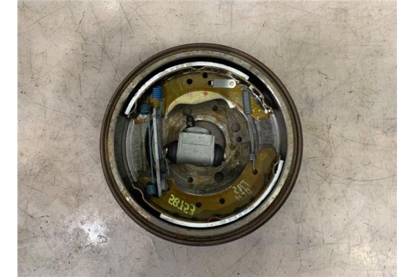 Recambio de tambor freno trasero izquierdo para rover 45 sedán (rt) 1.4 referencia OEM IAM E0772822L1  