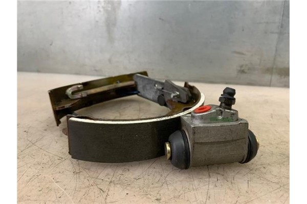 Recambio de tambor freno trasero izquierdo para rover 45 sedán (rt) 1.4 referencia OEM IAM E0772822L1  