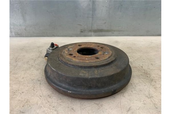 Recambio de tambor freno trasero izquierdo para rover 45 sedán (rt) 1.4 referencia OEM IAM E0772822L1  