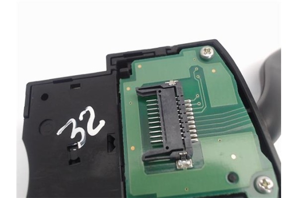 Recambio de mando intermitencia para ford c-max (cb3) referencia OEM IAM AV6T13335AD  