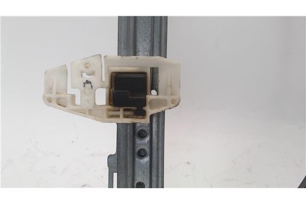 Recambio de mecanismo elevalunas delantero derecho para citroen xantia berlina referencia OEM IAM 400448A  