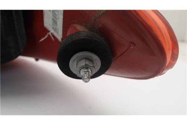 Recambio de piloto trasero izquierdo para peugeot 307 (s1) referencia OEM IAM 89034730  