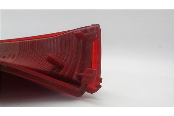 Recambio de piloto superior trasero izquierdo para citroen c4 berlina referencia OEM IAM 9655863880  