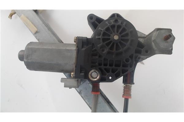 Recambio de mecanismo elevalunas delantero derecho para citroen xantia berlina referencia OEM IAM 400448A  