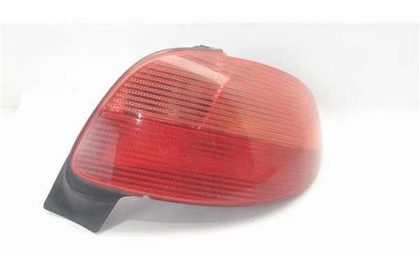 Recambio de piloto trasero derecho para peugeot 206 referencia OEM IAM 12627037   Recambio de piloto trasero derecho para peugeot 206 referencia OEM IAM 12627037