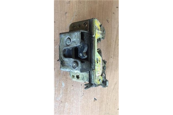 Recambio de cierre electromagnetico trasero izquierdo para opel corsa a (1983) 1.0 swing [1,0 ltr. - 33 kw] referencia OEM IAM  