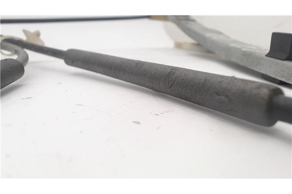 Recambio de mecanismo elevalunas delantero derecho para citroen xsara berlina referencia OEM IAM 400595T  