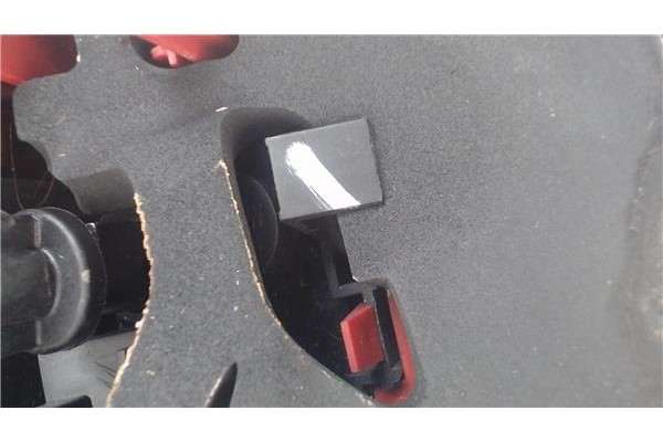 Recambio de piloto trasero derecho para peugeot 206 referencia OEM IAM 12627037  