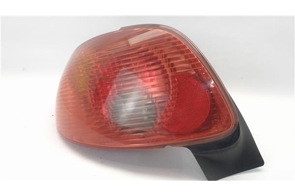 Recambio de piloto trasero izquierdo para peugeot 206 sw referencia OEM IAM 6350P1  