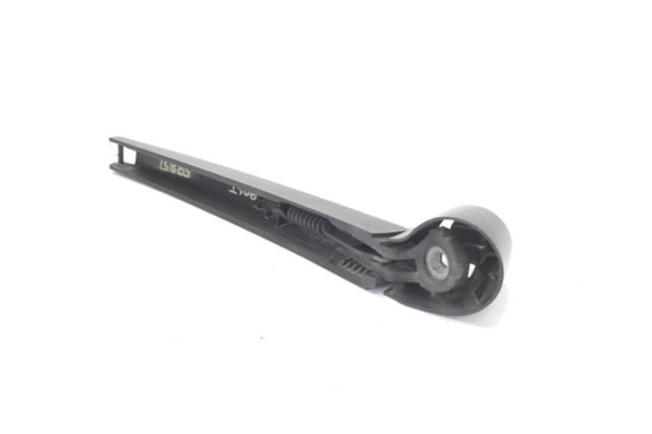 Recambio de brazo limpiaparabrisas trasero para volkswagen polo iv (9n1) 1.4 16v referencia OEM IAM 6Q6955707C  