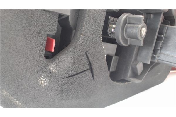 Recambio de piloto trasero izquierdo para peugeot 206 sw referencia OEM IAM 6350P1  