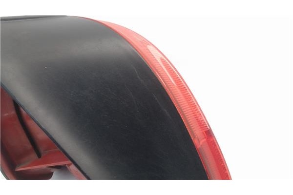 Recambio de piloto trasero derecho para peugeot 206 referencia OEM IAM 2531d   Recambio de piloto trasero derecho para peugeot 206 referencia OEM IAM 2531d