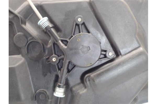 Recambio de elevalunas electrico delantero derecho para mazda 6 berlina (gg) referencia OEM IAM GJ6A97XR  