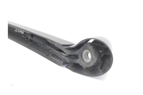 Recambio de brazo limpiaparabrisas trasero para volkswagen polo iv (9n1) 1.4 16v referencia OEM IAM 6Q6955707C  