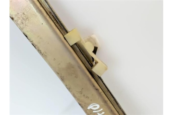 Recambio de mecanismo elevalunas delantero derecho para renault megane i classic (la0) referencia OEM IAM   