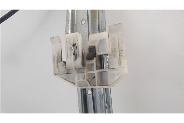 Recambio de mecanismo elevalunas delantero derecho para citroen c5 berlina referencia OEM IAM 9221P7 37551 