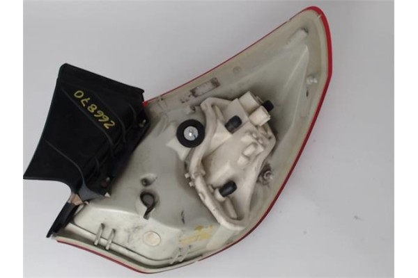 Recambio de piloto trasero izquierdo para opel astra j berlina 5p 1.3 enjoy referencia OEM IAM 13306459  1222202 , OPEL