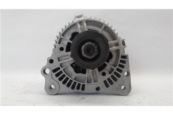 Recambio de alternador para volkswagen golf iii (1h1) 1.6 referencia OEM IAM F8640330 28903025G 