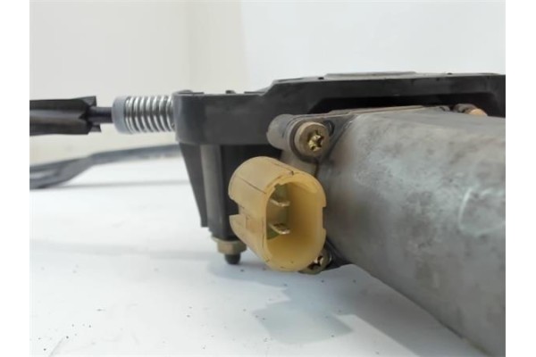 Recambio de mecanismo elevalunas delantero derecho para renault clio ii fase i (b/cb0) referencia OEM IAM 77008422  