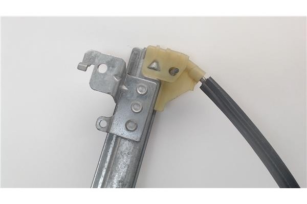 Recambio de mecanismo elevalunas delantero derecho para citroen xsara berlina referencia OEM IAM 400595N  