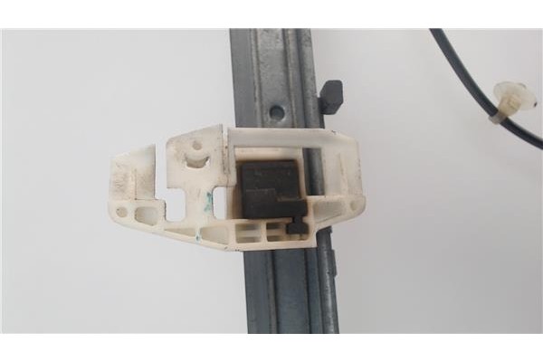 Recambio de mecanismo elevalunas delantero derecho para citroen xsara berlina referencia OEM IAM 400595N  