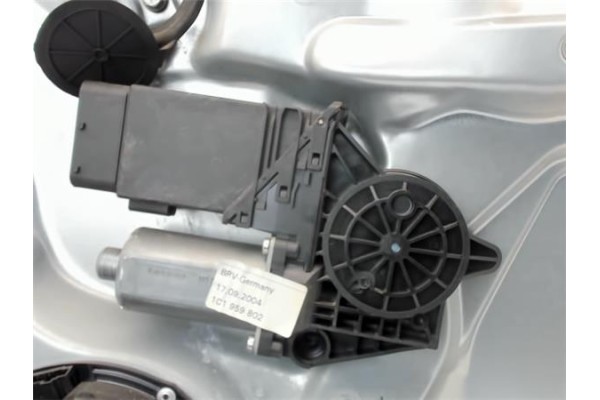 Recambio de elevalunas electrico delantero derecho para skoda superb (3u4) referencia OEM IAM 3B4837756D  
