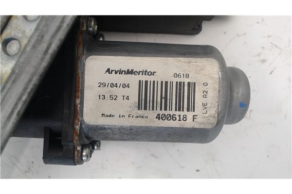 Recambio de mecanismo elevalunas delantero derecho para citroen c3 referencia OEM IAM 9222AP  