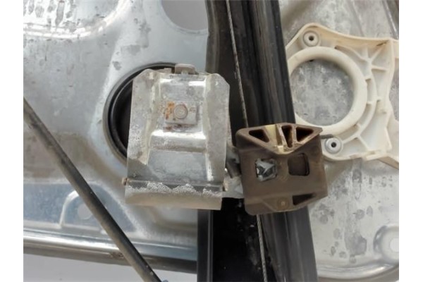 Recambio de elevalunas electrico delantero derecho para seat ibiza (6l1) referencia OEM IAM 6L4837756  