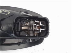 Recambio de manilla int. puerta trasero izquierda para renault scenic iii (jz) 1.2 grand expression referencia OEM IAM 826730001