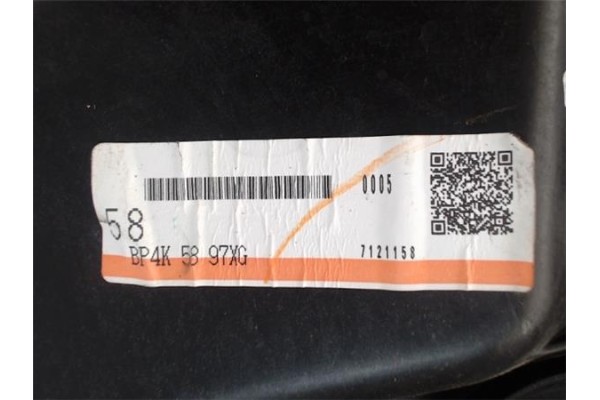 Recambio de elevalunas electrico delantero derecho para mazda 3 berlina (bk) referencia OEM IAM BP4K5897XG  