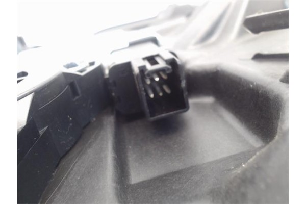 Recambio de elevalunas electrico delantero derecho para mazda 3 berlina (bk) referencia OEM IAM BP4K5897XG  