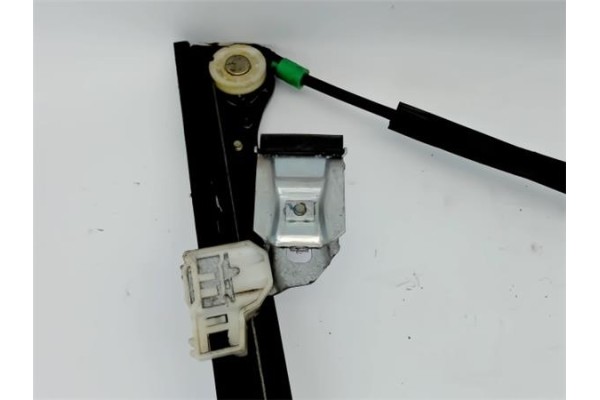 Recambio de elevalunas electrico delantero derecho para volkswagen polo iii (6n1) 1.6 fox referencia OEM IAM 6N4959801  6N383746