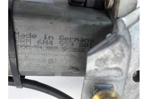 Recambio de elevalunas electrico delantero derecho para volkswagen polo iii (6n1) 1.6 fox referencia OEM IAM 6N4959801  6N383746