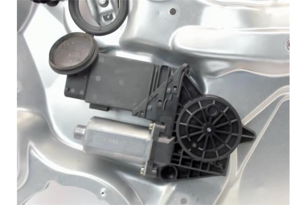Recambio de elevalunas electrico delantero derecho para volkswagen passat berlina (3b3) referencia OEM IAM 3B4837756D  