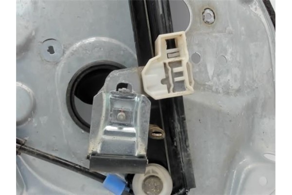 Recambio de elevalunas electrico delantero derecho para volkswagen passat berlina (3b3) referencia OEM IAM 3B4837756D  