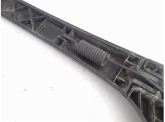 Recambio de brazo limpiaparabrisas trasero para renault grand scénic ii (jm0/1_) 1.9 dci (jm12, jm0g) referencia OEM IAM 7701056