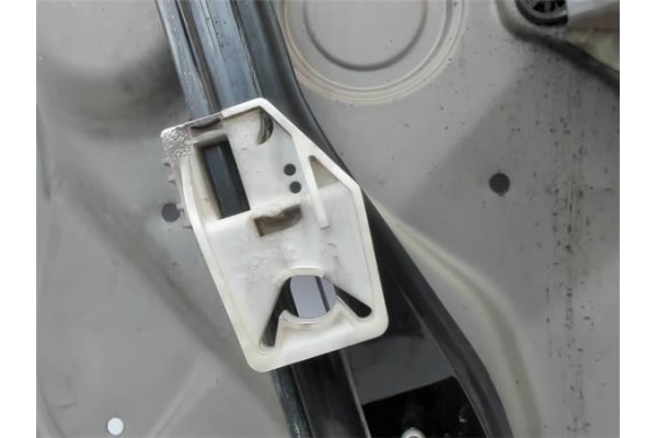 Recambio de elevalunas electrico delantero derecho para skoda octavia berlina (1z3) referencia OEM IAM 1Z1837656  