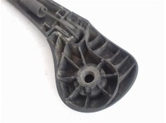 Recambio de brazo limpiaparabrisas trasero para renault grand scénic ii (jm0/1_) 1.9 dci (jm12, jm0g) referencia OEM IAM 7701056