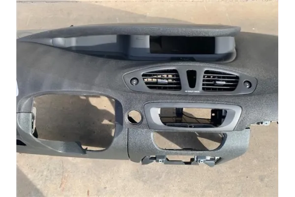 Recambio de embellecedor salpicadero para renault scenic iii (jz) 1.2 grand expression referencia OEM IAM 681000060R  