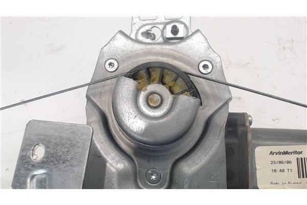 Recambio de mecanismo elevalunas delantero derecho para peugeot 207 referencia OEM IAM 9222W9 37563 9222FS , PEUGEOT