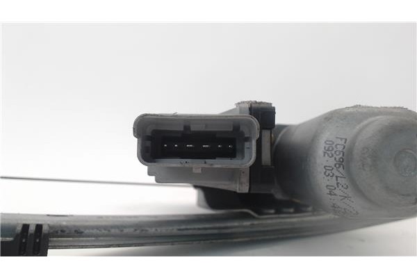 Recambio de mecanismo elevalunas delantero derecho para citroen c3 referencia OEM IAM 9222AP  