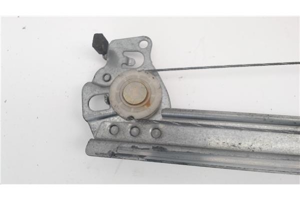 Recambio de mecanismo elevalunas delantero derecho para citroen c3 referencia OEM IAM 9222AP  