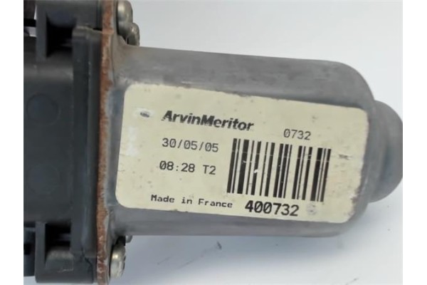 Recambio de mecanismo elevalunas delantero derecho para renault megane i scenic (ja0) referencia OEM IAM   
