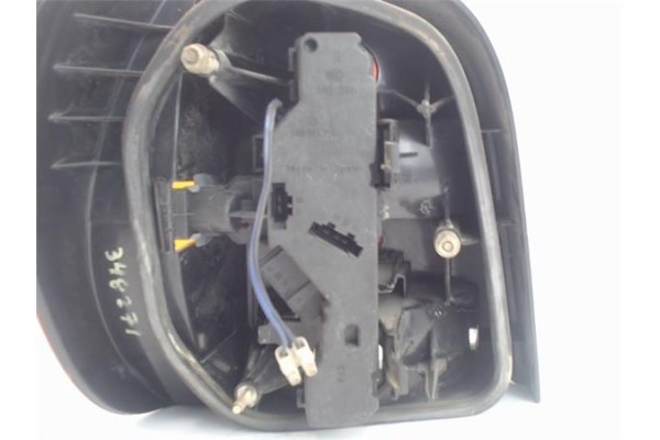 Recambio de piloto trasero derecho para volkswagen polo iii (6n1) 55 1.3 referencia OEM IAM 6N0945258 6N0945095 