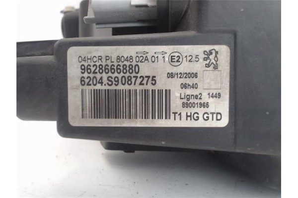 Recambio de faro delantero izquierdo para peugeot 206 1.4 i referencia OEM IAM 9628666880 6204S9 