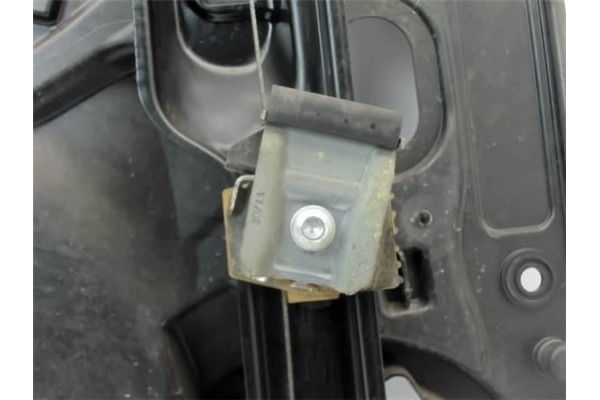 Recambio de elevalunas electrico delantero derecho para volkswagen golf vi (5k1) referencia OEM IAM 5K1837730Q  
