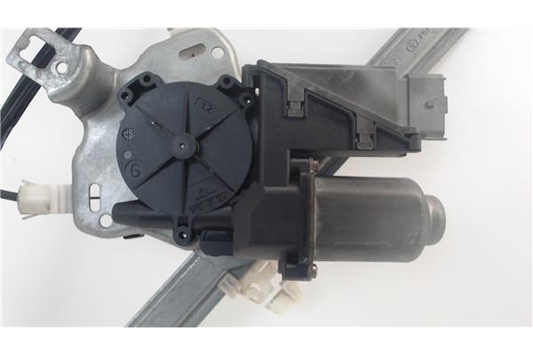 Recambio de mecanismo elevalunas delantero derecho para citroen xsara berlina referencia OEM IAM 400595N  