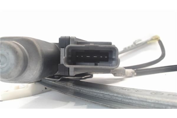 Recambio de mecanismo elevalunas delantero derecho para citroen xsara berlina referencia OEM IAM 400595N  