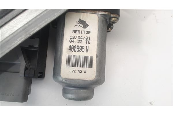 Recambio de mecanismo elevalunas delantero derecho para citroen xsara berlina referencia OEM IAM 400595N  